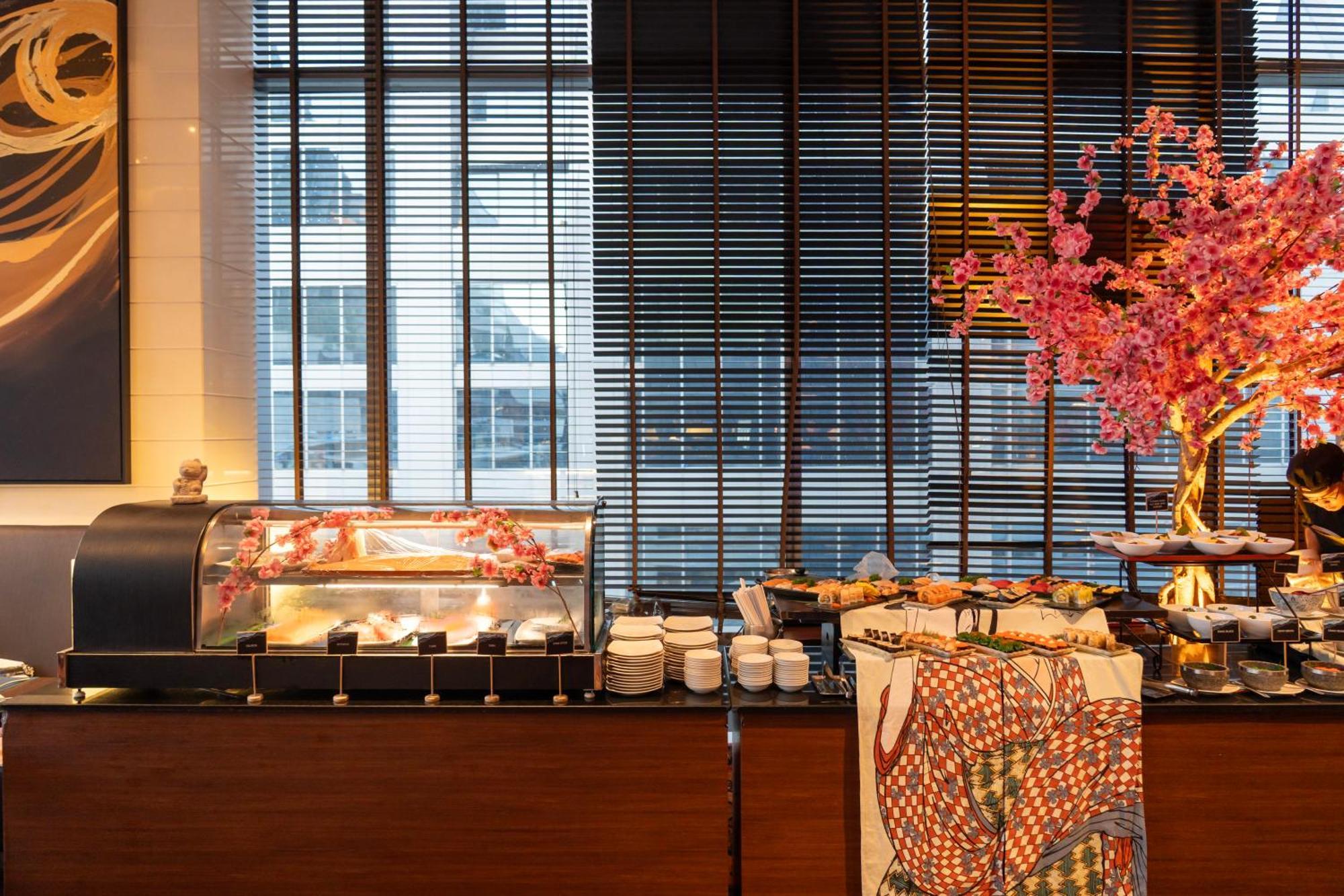 Four Points By Sheraton Ploenchit Sukhumvit , Phloen Chit Station Hotel
