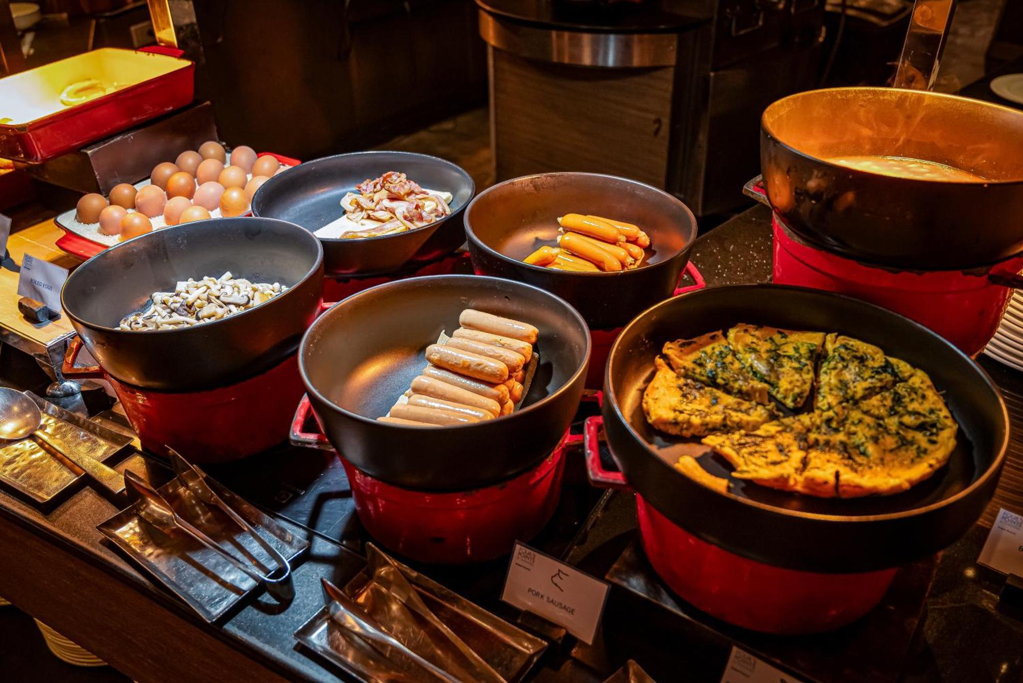 Four Points By Sheraton Ploenchit Sukhumvit , Phloen Chit Station Hotel 4*